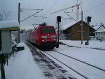 Lok 152 030-3 am 28.12.2010 im Bahnhof Burgstall/Murr mit Ganzg�terzug auf der Fahrt in Richtung Kornwestheim Rbf.