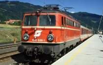 Erster Scan mit meinem neuen Scanner. Dieses Foto der 1042 536-1 entstand Ende Juni 1995. Wo die Aufnahme entstanden ist, kann ich allerdings leider nicht mehr sagen. Fr Fotointeressierte: aufgenommen mit Nikon F-301. (Scan vom Dia). 