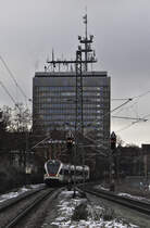526 654-9 am 3. Januar 2011 als SBB87672 (Konstanz - Engen) bei der Einfahrt in Petershausen. Im Hintergrund sieht man das (ehemalige) Fernmeldeamt.