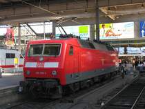 120 109-4 auf Mnchen Hauptbahnhof am 4-2-2007.
