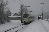 Der Ungl�cks-ICE vom 29.12.10 durchfuhr am 02.01.11 als ICE 1208 nach Berlin �ber Halle(S), Stockheim(Oberfr) Richtung Saalfeld(S). Gru� zur�ck an den Tf.