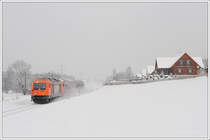 GKB R 4367 als S6 von Graz �ber Werndorf nach Wies Eibiswald, mit RTS 2016 905 als Zuglok, aufgenommen nach Deutschlandsberg bei den Teichen in Kresbach am 18.12.2010.
