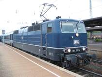 11/10/2004 findet 181 206-4 am Gleis 3 im Homburg (Saar) Hauptbahnhof.