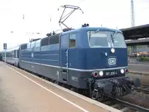 11/10/2004 findet 181 206-4 am Gleis 3 im Homburg (Saar) Hauptbahnhof.