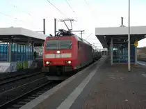 DB 185 126-0 mit Fabrik neuen VTG Kesselwagen in K�ln Ehrenfeld am 8.1.11
