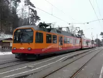SZU - Regio nach Z�rich mit dem Triebwagen Be 4/4 556 527-8 auf dem Uetliberg am 01.01.2011