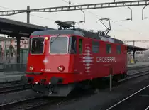 Die Crossrail Re 436 115-0 mit dem Namen  Ivon  kam am Samstag, 15.1.2011, frisch gemacht aus Bellinzona zur�ck.