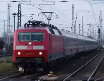 120 154-0 mit IC2388 von Frankfurt(Main)Hbf nach Berlin-S�dkreuz bei der Einfahrt im Bahnhof Stendal.(15.01.2011)
