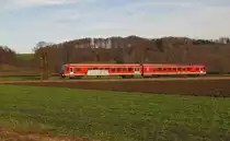 DB S�dostbayernbahn 628 577 als RB 27362 von Wasserburg (Inn) nach Grafing Bahnhof, bei Oberndof; 16.01.2011
