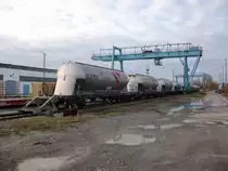 Staubgutwagen Uacns am 11.November 2010 in Mukran. 