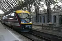 Desiro der St�dtebahn Sachsen GmbH bei der Aussfahrt aus den Dresdener Hauptbahnhof.28.01.2011.