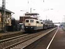 151 156-7 mit einem G�terzug in die Richtung M�nster auf Bahnhof Hasbergen am 5-2-2000. Bild und scan: Date Jan de Vries.
