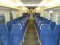 Noch mal der 440 der DB von Innen. Hier kurz vor der Abfahrt am 31.01.2011 als RB 57016 nach Donauw�rth in Augsburg HBF. Die Sitze sind zwar erheblich besser als die der bei uns fahrenden 425er, aber f�r wirklich bequemes Reisen mangelt es an Platz. 1cm mehr Raum f�r die Knie w�rde hier schon Wunder bewirken. 