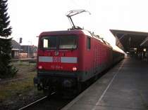 112 152-4 an einem grauen ungem�tlichen Dezembermorgen im ebenfalls ungem�tlichen Bahnhof Flensburg