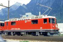 RhB - Ge 4/4II 611  LANDQUART  am 11.05.1994 in UNTERVAZ - THYRISTOR-STRECKEN-LOKOMOTIVE - �bernahme 30.05.1973 - SLM4884/BBC - 1700 KW - Gewicht 50,00t - L�P 12,74m - zul�ssige Geschwindigkeit 90 km/h. Hinweis: am 14.08.1973 schwerer Unfall in Fideris, bei SLM wieder instandgesetzt.
