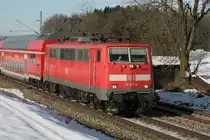 111 027-9  mit RE M�nchen - Salzburg und einem freundlichen Lokf�hrer bei �bersee am 06.02.2011