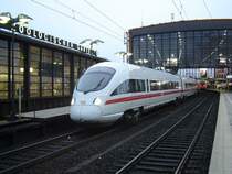 Der ICE-T2 im Zoologischem Garten am 11.12.2005