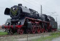 Sonderfahrt Berlin- Ostseebad Binz. 03 1010 in Stralsund  (am  21.05.05)