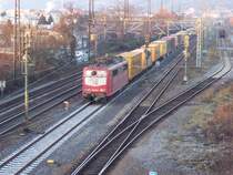 BR 151 mit GZ in Weinheim abgestellt am 11.12.2005