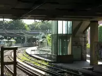 Blick auf den alten Bahnsteig der Haltestelle  Severinstra�e  Fahrtrichtung  Neumarkt  am 05. Juni 2010