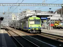 bls - Regio unterwegs nach Biel im Bahnhof Zollikofen am 11.02.2011