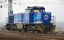 Lok 209 der InfraLeuna rangiert am 05.03.11 in Gro�korbetha.