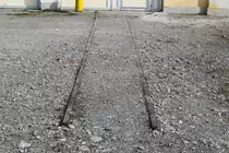 Spurensuche bei der BWB.(1902-1983)Die ehem.3 st�ndige Lokremise in Bregenz-Vorkloster.Die Gleise vor der Einfahrt sind noch zu erkennen.12.03.11

