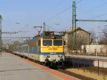 V43-3224 bei der Einfahrt in Budapest-Kelenf�ld - 12.03.2011.