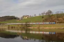 Sergio, Beno�t und Beat entdecken den Rotsee an Bord vom IR 2328 von Luzern nach Z�rich Flughafen. (Aufgenommen am 10 M�rz 2011, Re 460 076-3)