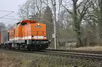 Locon 212 mit kurzem G�terzug am Haken in Richtung Bremerhaven. Begegnet am 14.03.2011 kurz nachdem verlassen des Bremen-Burger Bahnhofes.