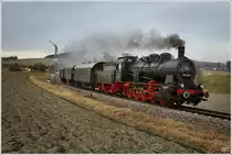 Dampflok 657 2770 f�hrt mit R 14312 von Braunau nach Attnang Puchheim. Dampflok Spektakel Hausruck 2011. 
Feichtet 13.3.2011
