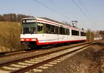 Die Stadtbahn, ausnahmsweise mal in wei�, auf dem Weg von �hringen in Richtung Heilbronn nach dem Haltepunkt Eschenau am 15.03.2011 