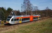 Die Hellertalbahn (mit Stadler GTW 2/6) am 24.03.2011 kurz nach dem Haltepunkt Neunkiirchen-Stuth�tten f�hrt Richtung Neunkirchen.