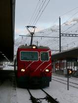 MGB 104 HGe4/4II unterwegs als R518 (Brig 06:23-Andermatt08:20) und weiter als R820 (Andermatt08:27-Disentis09:36).
Wintermorgen in Andermatt.
25.01.2011