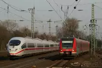422 029-8 und ein Unbekannter 403, fahren paralell durch den Bahnhof D�sseldorf-Oberbilk am 24.03.2011