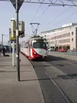 Ein alter D�wag GT8 der RNV OEG in Heidelberg Hbf am 25.03.11