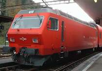 Lok 545 der S4 Sihltalbahn am 19.10.2002 in Sihlbrugg.