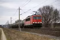 155 207-4 mit Kesselzug die mit Schwefel, geschmolzen bef�llt sind zwischen Gro�wudicke und Rathenow in Richtung Stendal unterwegs. 28.03.2011