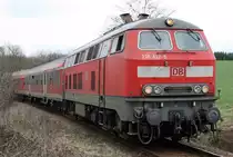 Die mit LED Scheinwerfern ausger�stete 218 412-5 erreicht Ehr mit der RB Hunsr�ckbahn von Boppard Hbf nach Emmelshausen am 30.03.2011