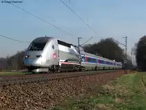 TGV POS 4402, der f�r den Weltrekord wirbt, war am 24.03.2011 unterwegs als TGV 9576 von M�nchen bis nach Paris Est. Aufgenommen zwischen Weingarten und Karlsruhe-Durlach.