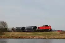 294 799 am 25.03.2011 mit G�terzug bei Schweighof (Strecke Amberg-Schnaittenbach)

