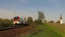 VIAS 302 als VIA 25024 von Frankfurt (M) Hbf nach Neuwied, bei Erbach (Rheingau); 07.04.2011
