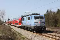 111 031 mit RE 79021 am 10.04.2011 zwischen Haar und Vaterstetten.