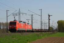 152 101-2 + 152 021-2 mit einem Leeren Coilzug in Neuss-Wei�enberg am 03.04.2011