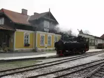 Unser  neues  Triebfahrzeug  vor der abfahrt zu einer kurzen ersten Probefahrt am 11.04.2011.