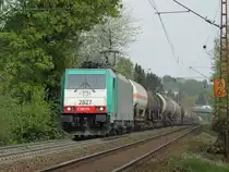 Cobra 186 219 (2827) zieht am 14.03.2011 einen Kesselzug von Aachen West die Rampe der Montzenroute nach Belgien hoch.