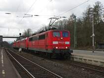 Ein kleiner Lokzug. Bestehend aus: 151 130-2, 185 346-4, 185 256-5 und 151 085-8. Hier in Fahrtrichtung Norden durch Eichenberg. Aufgenommen am 01.04.2011.