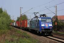 152 134 am 20.4.2011 mit Kisten in Hannover Limmer.