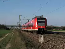 25.03.2011: 425 086-6 unterwegs als RE 38857 von Ludwigshafen nach Karlsruhe. Aufgenommen bei Graben-Neudorf.