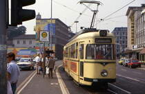 M�lheim Tw 225 in der Stadtmitte am Berliner Platz / Leineweber Stra�e, 31.08.1985.
